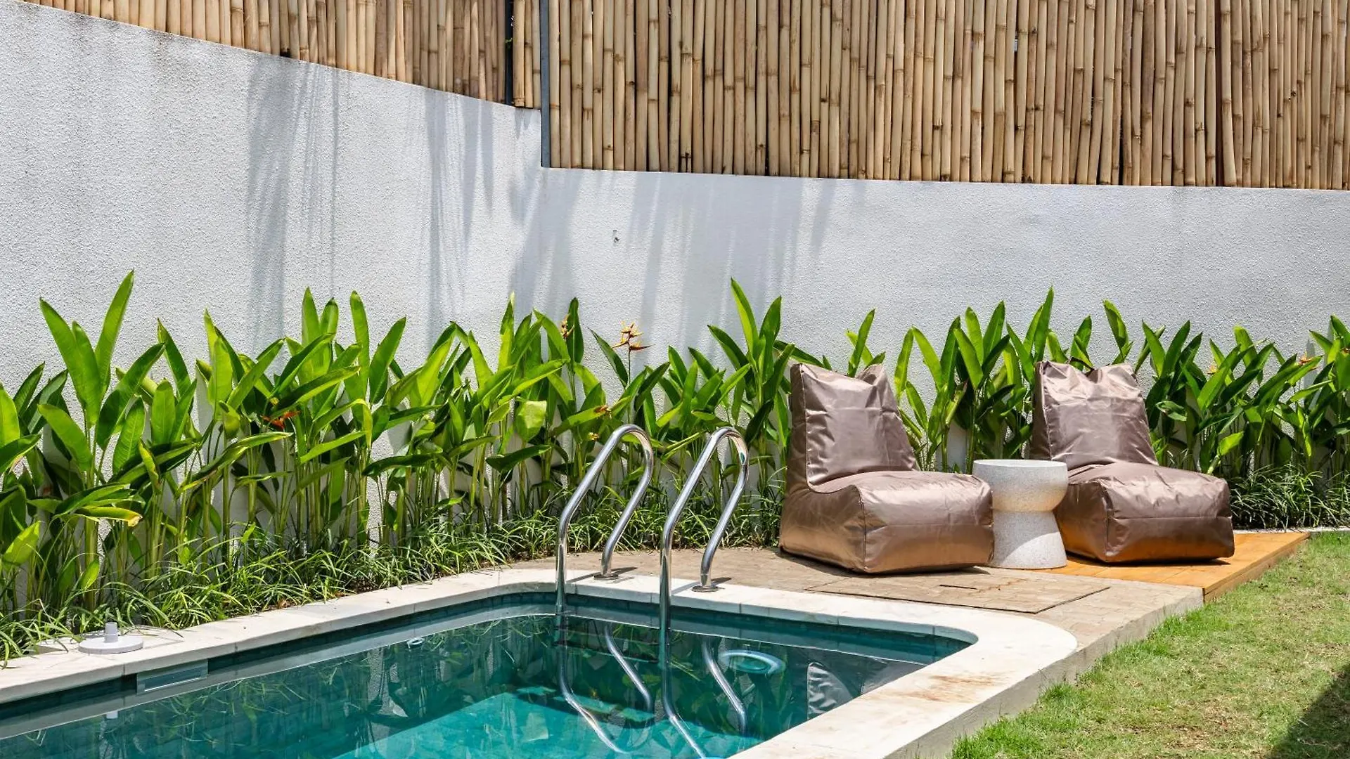 Modern 2Br Pool Villa - Near Seminyak & Canggu Indonesia
