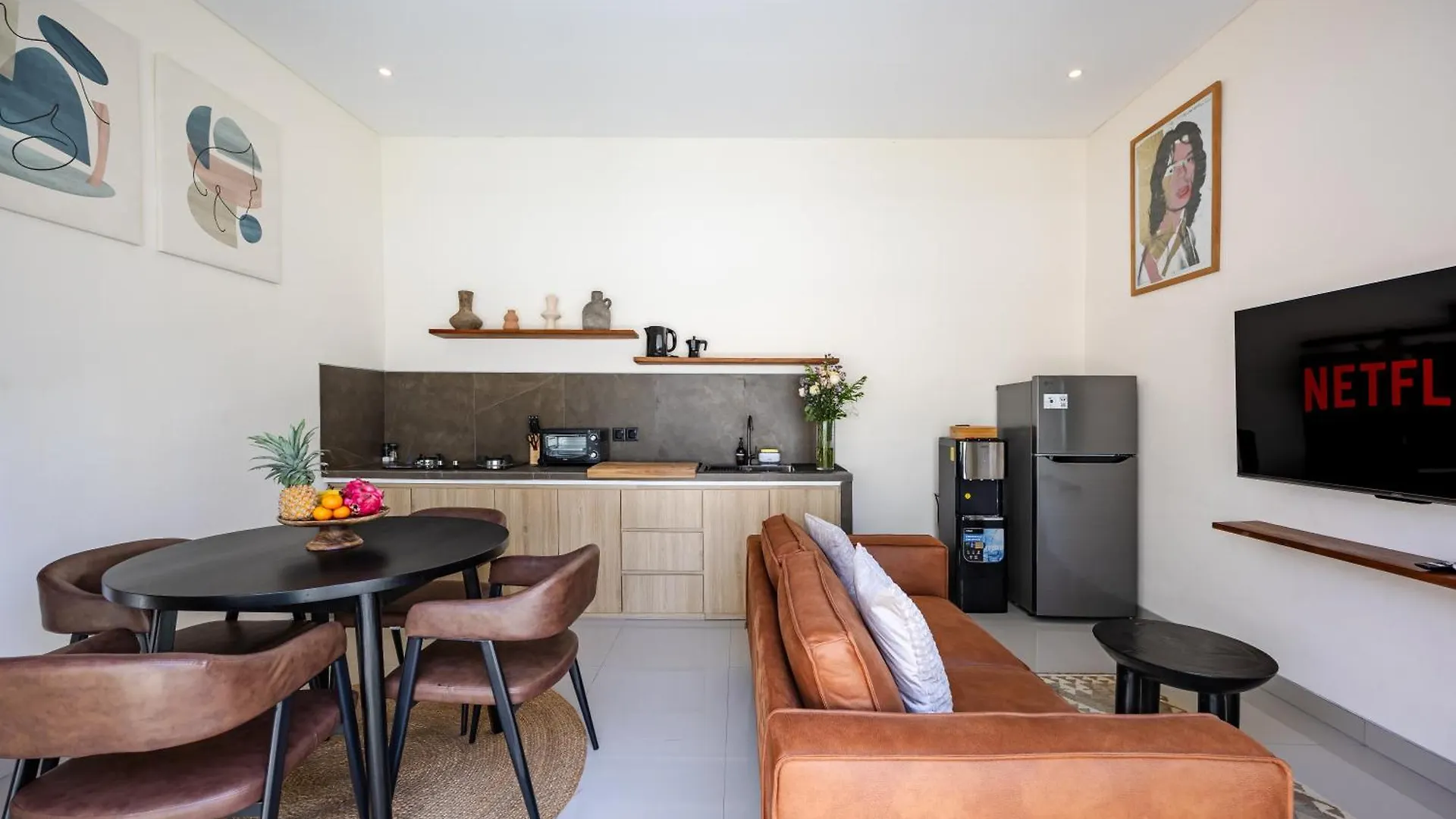 Modern 2Br Pool Villa - Near Seminyak & Canggu